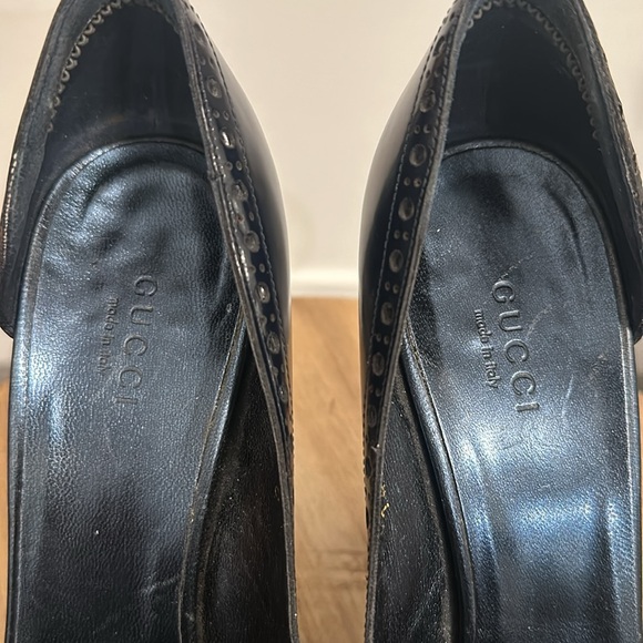 Authentic Gucci blue pumps size 7 very unique. - Picture 2 of 8